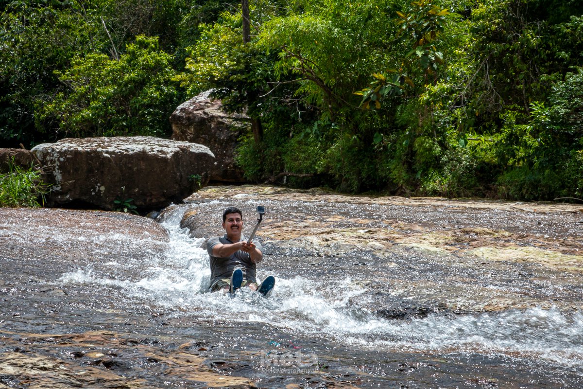 turismo_meta's tweet photo. El municipio de Lejanías sector alto, vereda Miravalles del Güejar, nos encanta con sus 5 maravillas, en esta oportunidad compartimos la #2TobogánNatural, para disfrutar como niños.
#5MaravillasDelGüejar #SomosLaRutaNatural 
#ElMetaTeEspera #YoVoy #Colombia #LlanosOrientales https://t.co/DvJem9FleV