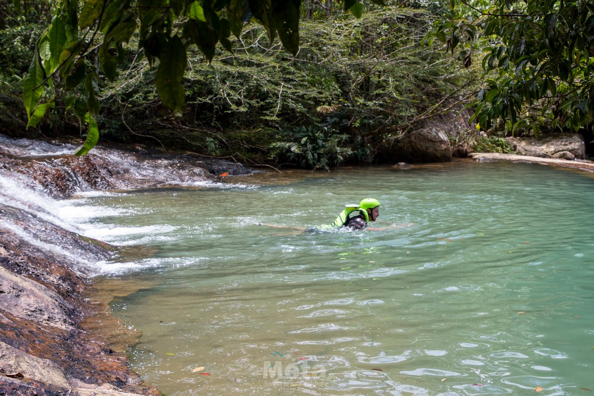 turismo_meta's tweet photo. El municipio de Lejanías sector alto, vereda Miravalles del Güejar, nos encanta con sus 5 maravillas, en esta oportunidad compartimos la #2TobogánNatural, para disfrutar como niños.
#5MaravillasDelGüejar #SomosLaRutaNatural 
#ElMetaTeEspera #YoVoy #Colombia #LlanosOrientales https://t.co/DvJem9FleV