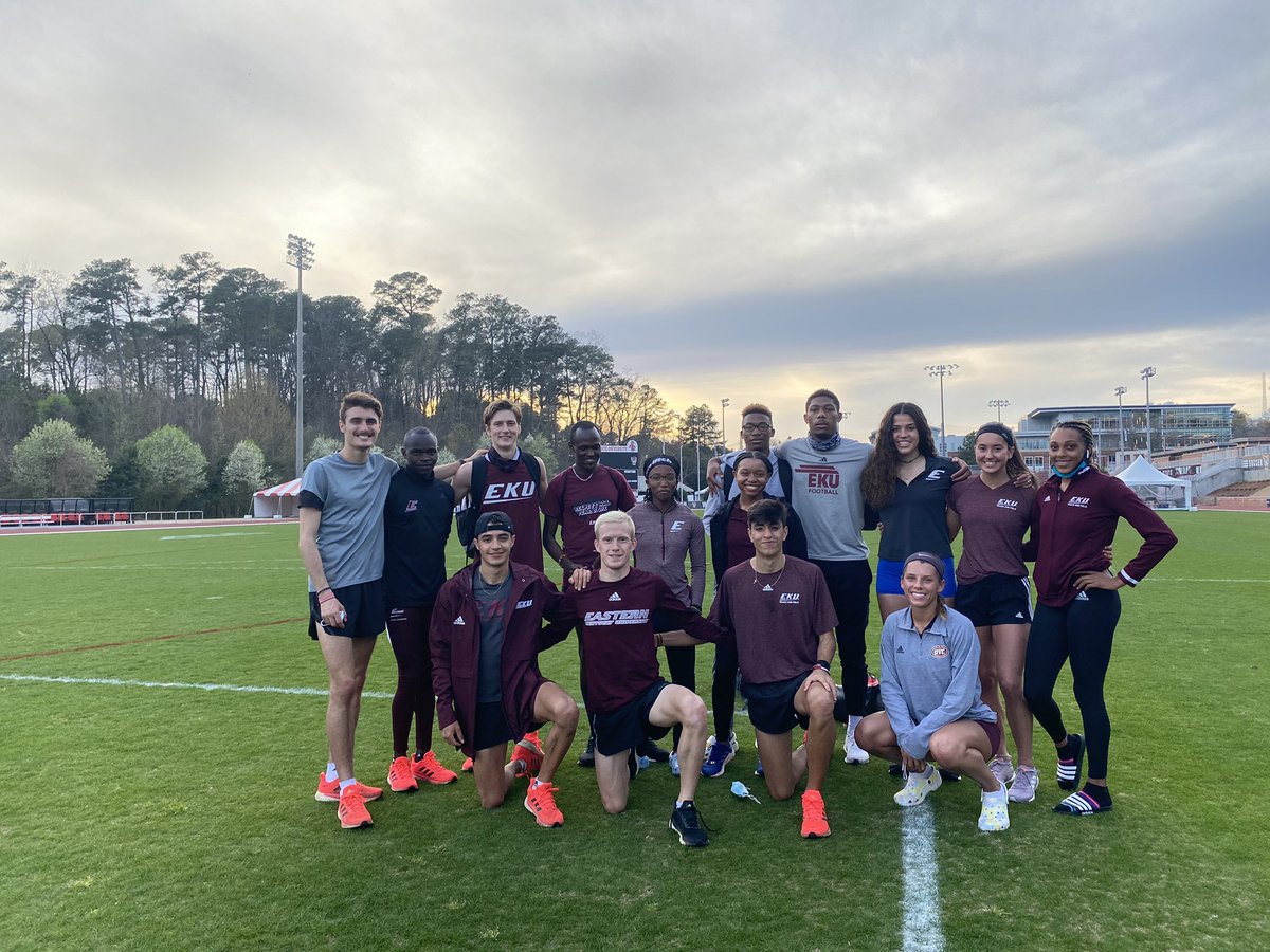 joellenicole21's tweet photo. We are off and running! This group is awesome. &amp; to top it off we are leaving with 12 PRS, 2 top 5 all time performances at EKU, and a steeple heat win and massive PR. 🤩 #gocolonels @EKU_XCTF @EKUSports https://t.co/lw0EfzC8vr