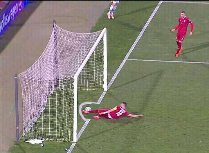 #FIFA goal line technology in Serbia-Portugal match!