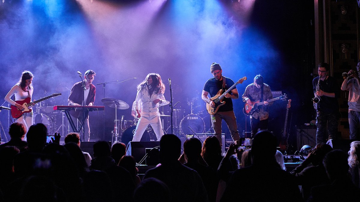 UP NEXT: <a href="/callmesaygrace/">SAYGRACE.</a>, <a href="/MeltTheBandNYC/">Melt</a>, @iamdaniellej, <a href="/bearandabanjo/">Bear And A Banjo</a>, <a href="/louiebello/">louiebello</a>, <a href="/KaraMarni/">Kara Marni</a>, <a href="/MrJacksonLundy/">Jackson Lundy</a>, <a href="/iamluckydaye/">Lucky Daye</a> &amp; <a href="/imkaitlynmorell/">Luxi</a> 💚 

Watch #MUSICLIVES, benefitting <a href="/MusiCares/">MusiCares</a> ⚡ LIVE NOW: bit.ly/MUSICLIVES