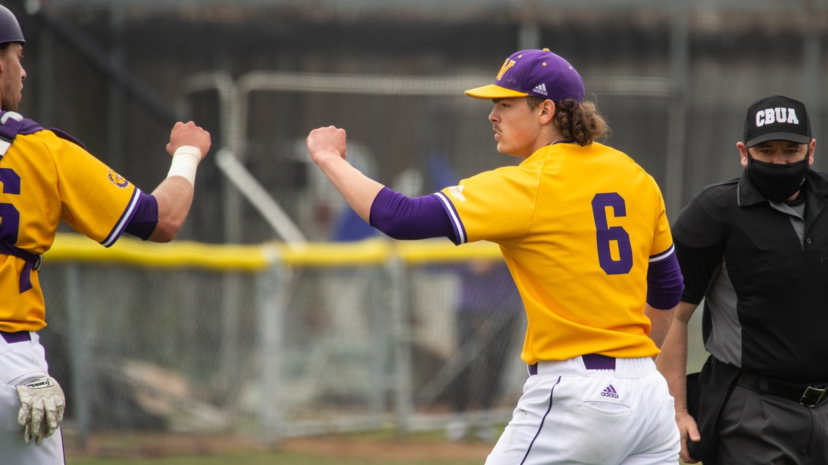 WIUBaseball's tweet photo. Let's go win a series tomorrow boys 👊

#TRADITIONofTOUGH https://t.co/gDSZBhdA5Z