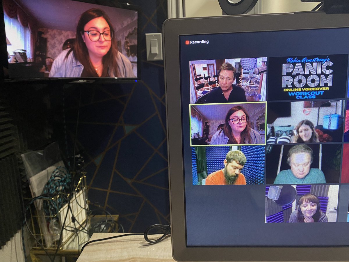 leighlaird_VO's tweet photo. @DaniellePalmaVO crushing her read in #PanicRoom today! #workoutgroup #voiceover #voiceactor #voiceacting https://t.co/AmEoCZaCCx