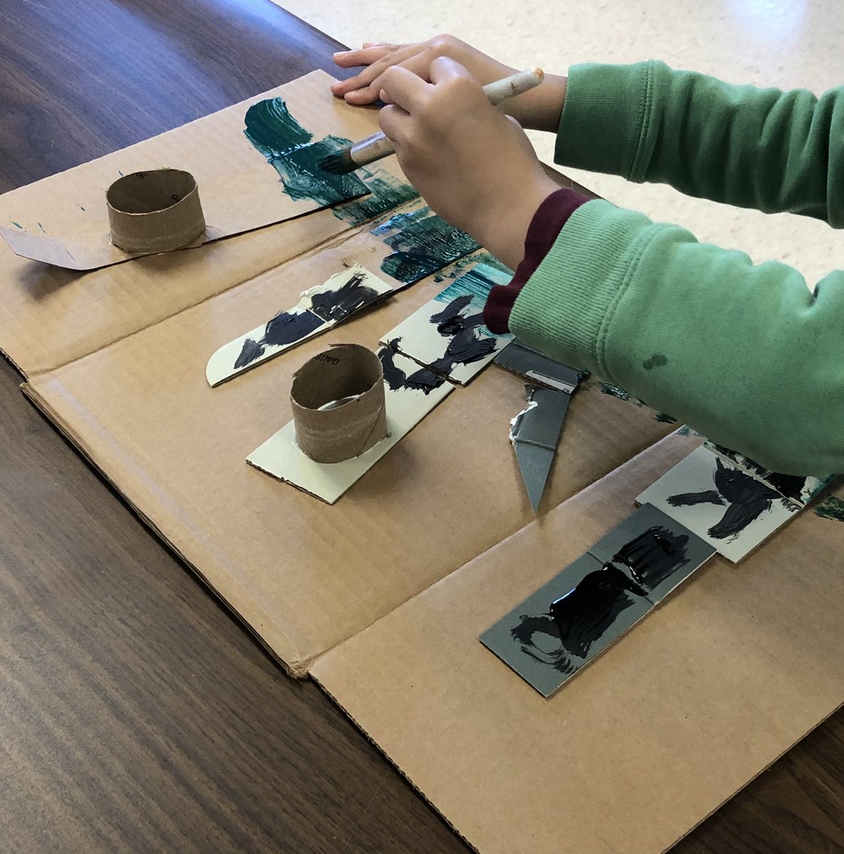 RockwellArtRoom's tweet photo. Some highlights from today’s art class at the town hall. Artists created some cardboard cities and pizzas as well some painted paper! https://t.co/9J2zi4H9yH
