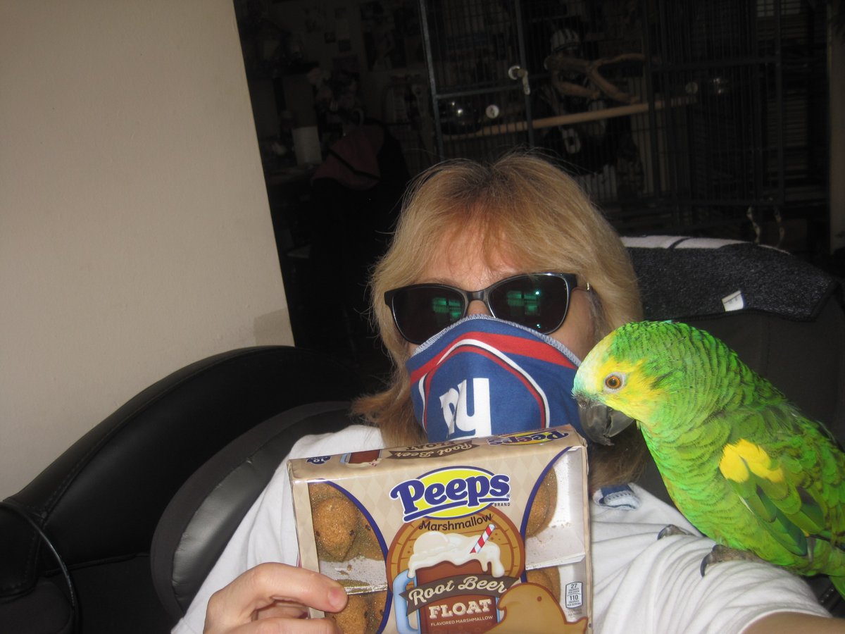 pokeypeeps's tweet photo. Pepsi Introduces New PEEPS Flavor  https://t.co/jIHOXd6p9n 
#PepsiSweepstakes 
#HangingWithMyPEEPS https://t.co/ZmuL6DU8ld
