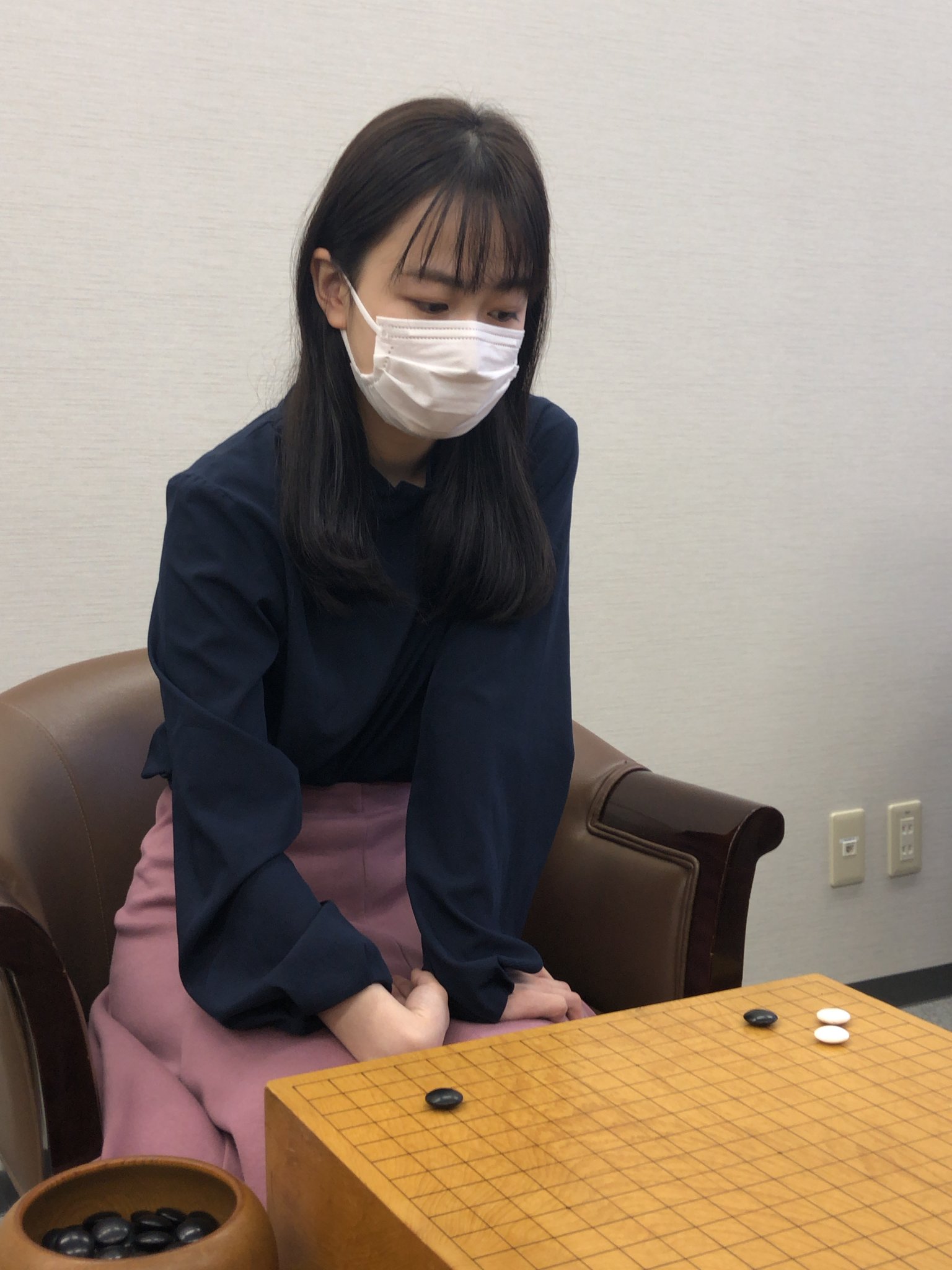 日本棋院関西総本部 おはようございます 本日 関西総本部では 40歳以下の関西総本部所属棋士で争われる 第6回若竹杯 協賛 竹村肇 の1回戦が行われています 新入段の三戸秀平初段 安田明夏初段も参加し 16名の若手棋士が優勝を目指します 日本棋院関西総本部 おはようございます 本日 関西総本部では 40歳以下の関西総本部所属棋士で争われる 第6回若竹杯 協賛 竹村肇 の1回戦が行われています 新入段の三戸秀平初段 安田明夏初段も参加し 16名の若手棋士が優勝を目指します