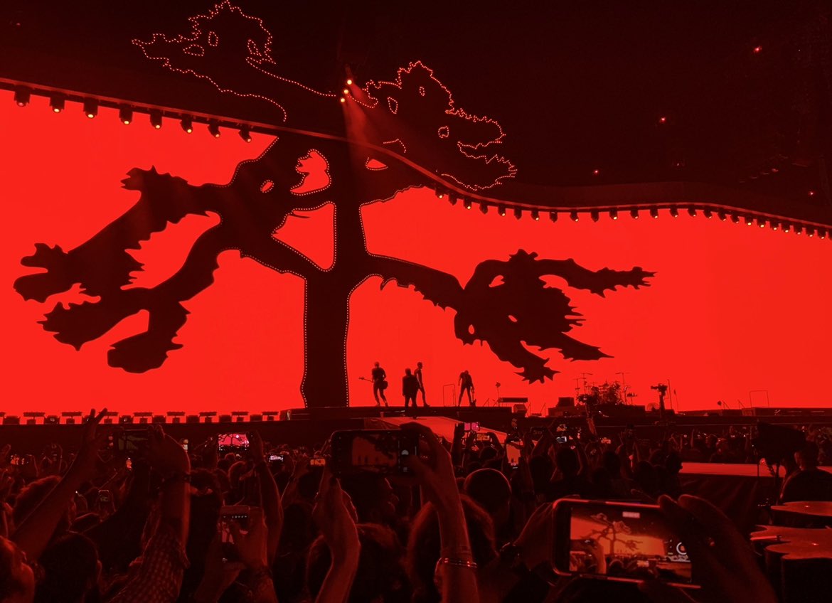 HemalKVaidya's tweet photo. @u2songs Last live @U2 concert pre-COVID.  Mumbai on 15 Dec 2019.  Who could have known?! A trip around the world for this first (and so far only) show in India - though Larry and the Jazz Man said they have to play there again. #JoshuaTree2019 #Namate 🇮🇳 #LoveU2 #Ahimsa https://t.co/TgOuujUTtN