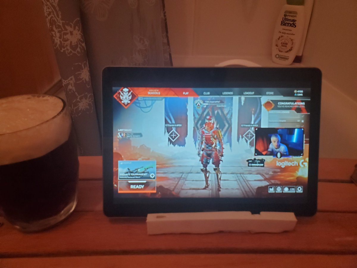 DeathVapour's tweet photo. @PlayApex  #algs winter playoffs in bath. LEZZ GOO @TSM #apexlegends #apexlegendsclips #apexlegendsseason8 https://t.co/ZS9IDLe4jx