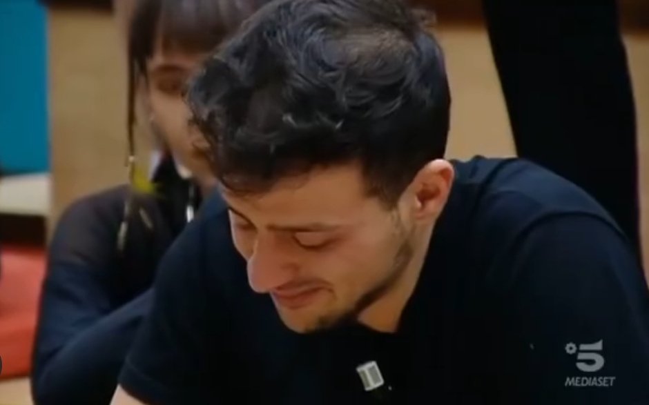 DavideRiontino's tweet photo. Che tristezza vedere un ragazzo così educato e bravo uscire prima di tanti altri che non meritano di essere lì...🥺MERITI TANTO LEO #Amici20 https://t.co/1qFjOY5N3y
