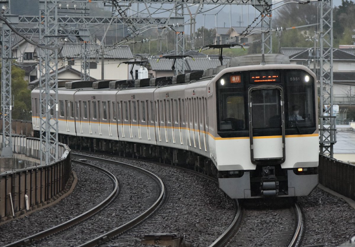 UL21_next21621's tweet photo. 3/28 (日)
820レ 大阪上本町行き
5820系 DF51 乗車
#5820系
#DF51
#近鉄
宇治山田駅 https://t.co/F98NzvN4eG