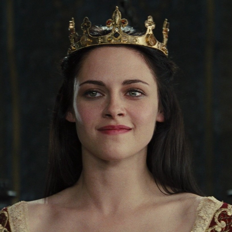 lastralovers's tweet photo. KRISTEN STEWART TOP 25 CHARACTERS

#9 • Snow White (Snow White and the Huntsman) https://t.co/ioSVsDgObP