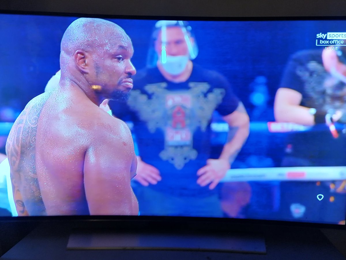 mcmonsmufc's tweet photo. Man deserves his title shot
#unit👊🥊 https://t.co/La8glcsbyJ