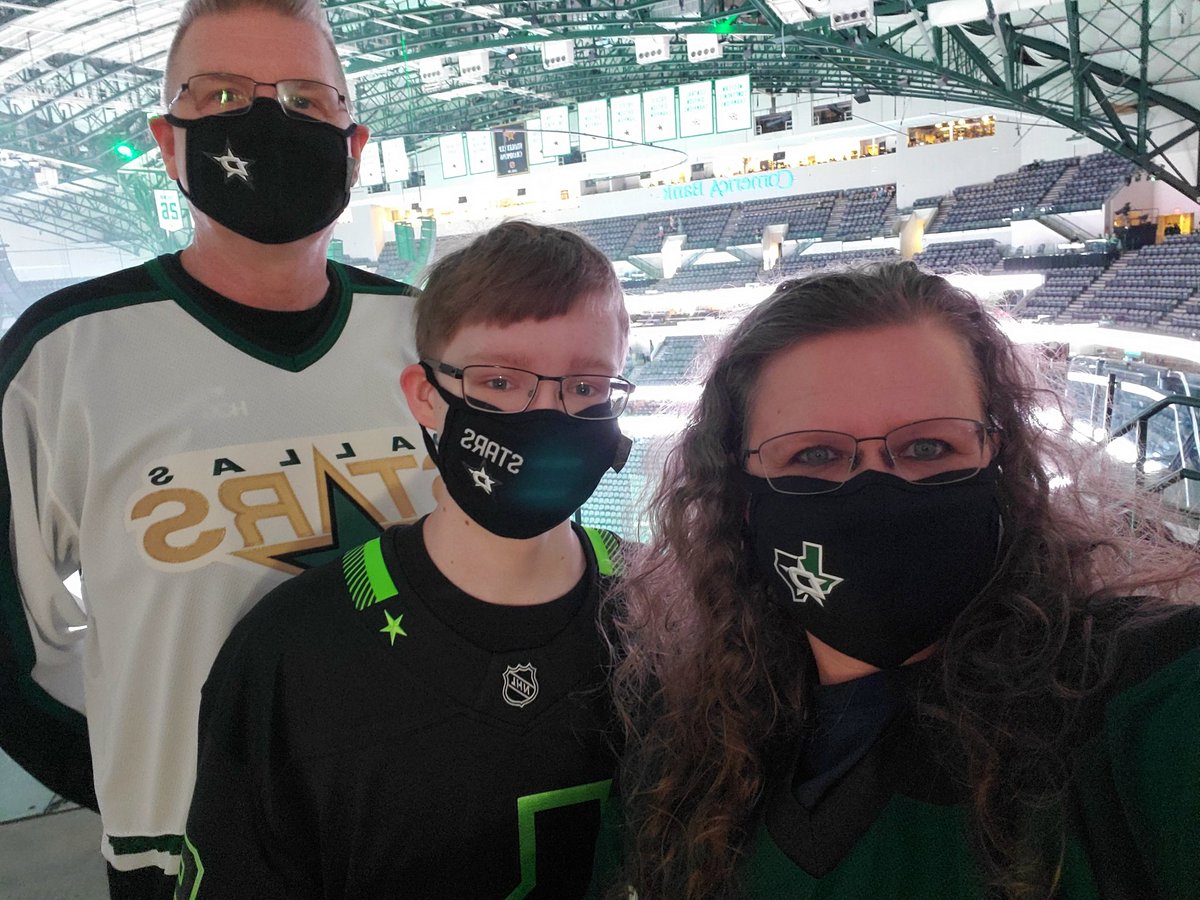 GregRyanHislop's tweet photo. I'm at the American Airlines Center to watch the @DallasStars play tonight to celebrate my 18th birthday! 🥳 #GoStars https://t.co/Gm3gOATpKC