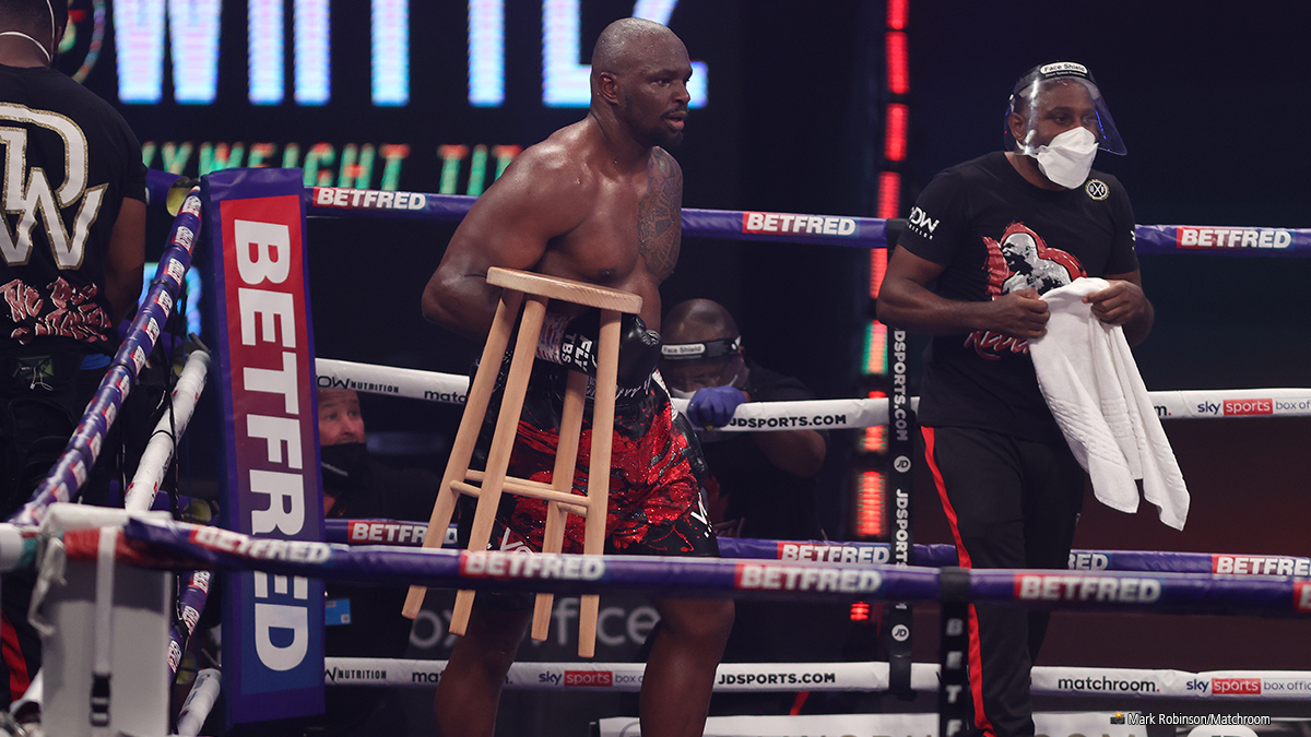ringmagazine's tweet photo. Dillian Whyte showing respect to his opponent Alexander Povetkin, getting him a stool and helping cool him down with water after the KO⦠https://t.co/aDvC64N5dJ