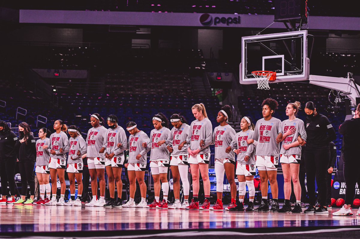 PackWomensBball's tweet photo. Fought until the end. Thanks for having our backs all the way, #WPN. 

#GoPack https://t.co/wh52JeXJiU