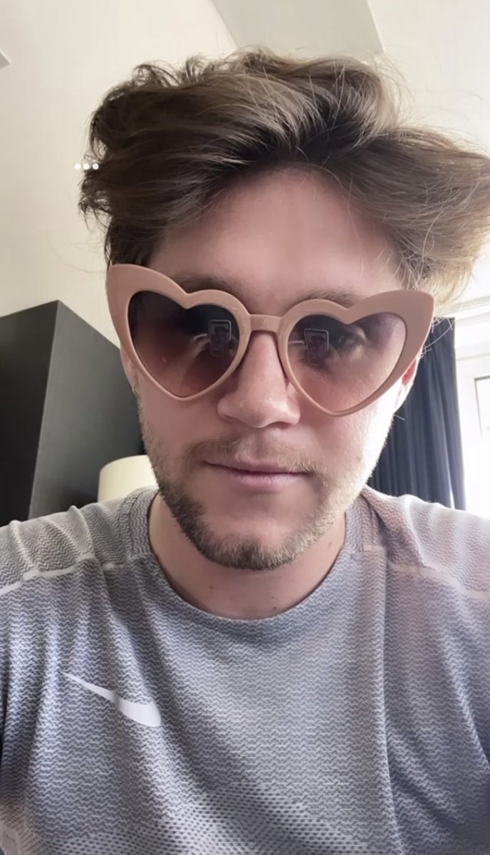 soloniallgains's tweet photo. Want to gain Solo Niall Stan moots? 

RT this and follow me, @NaturallNiall and all who also Retweets. https://t.co/lBVcE9pDeb