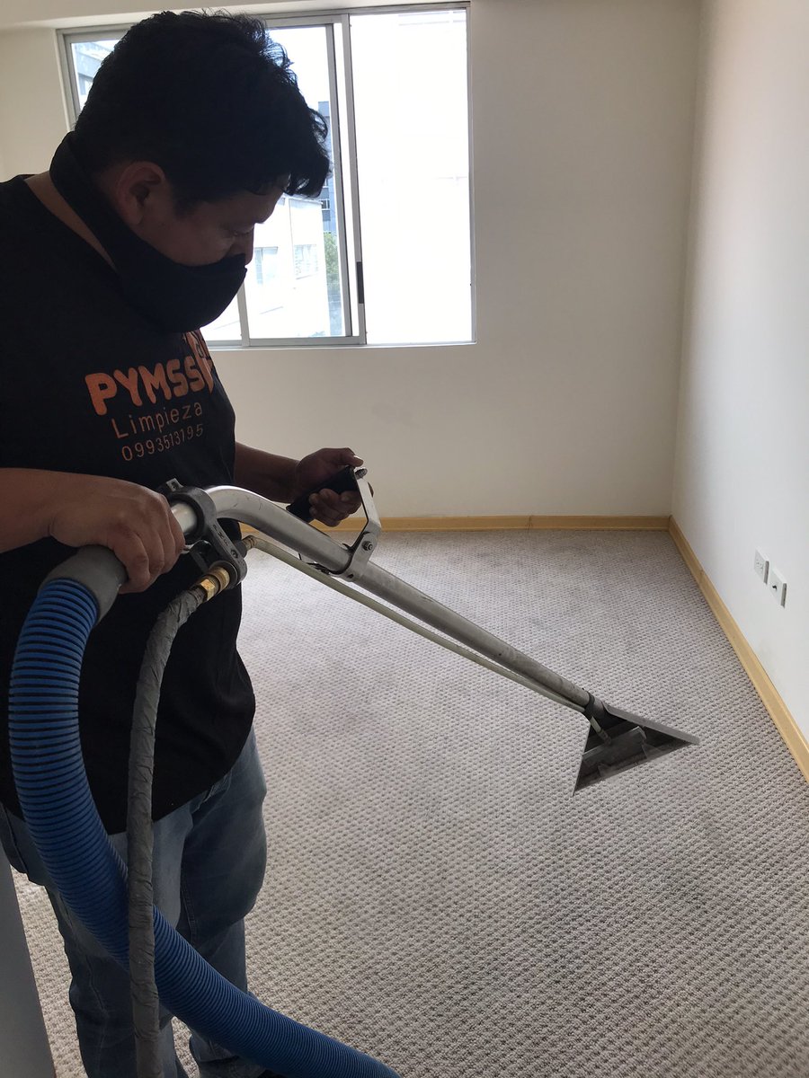 Magusmaya's tweet photo. Servicio de limpieza por horas llámanos al 0993513195 #limpieza #findesemana #CasaParaTodos #Covid_19 #VacunasParaQuito #Quito #CuidarteEsCuidarnos #Limpihogar https://t.co/ZGbqI7BhpC