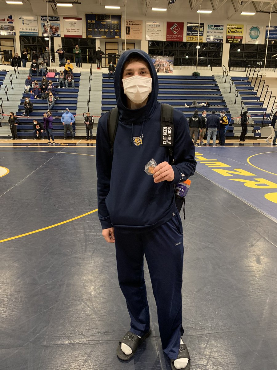 SalineWrestling's tweet photo. Congrats to our 4 state qualifiers.  Proud of their effort and toughness today. 
Brett Thornell- Regional Champion
Malik Eisemann- 2nd
Blaise Blastos- 4th
Blake Wilson- 4th
#hornetwrestling https://t.co/DIjBX9uFG4