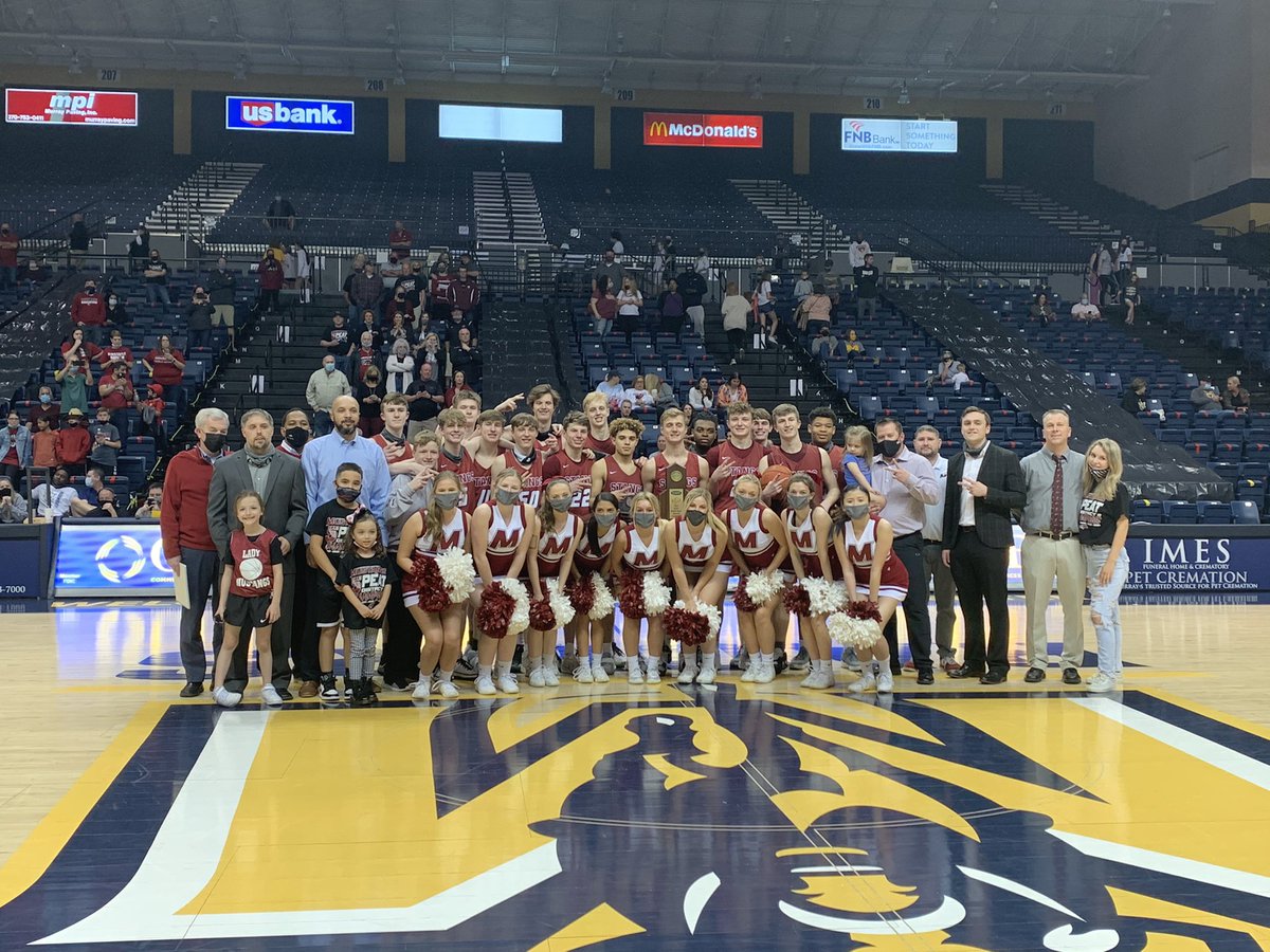 gomccracken's tweet photo. Go Stangs!!! https://t.co/Y61O6IO5bj
