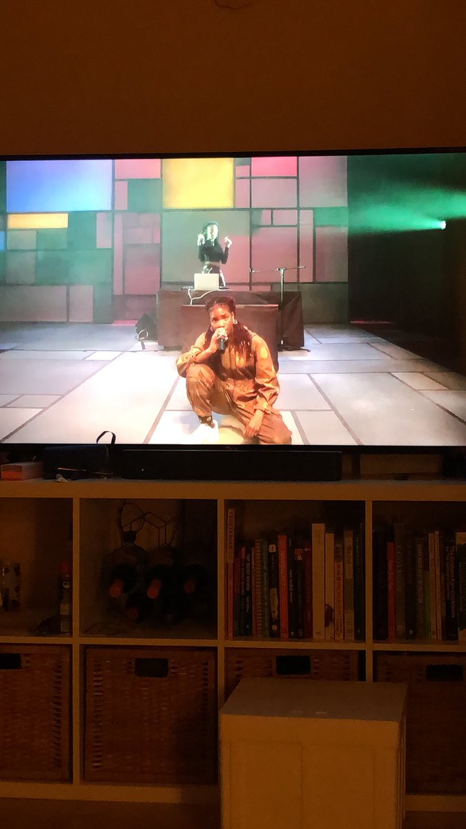 Helvetica tweet media