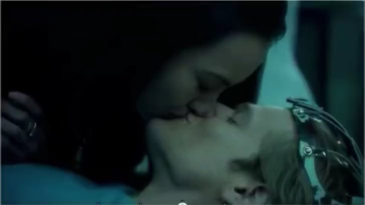 Abigail85R's tweet photo. #MacGyver Who is the one kissing Mac? #MacDesi #MacRiley https://t.co/ixpcyYt2xP