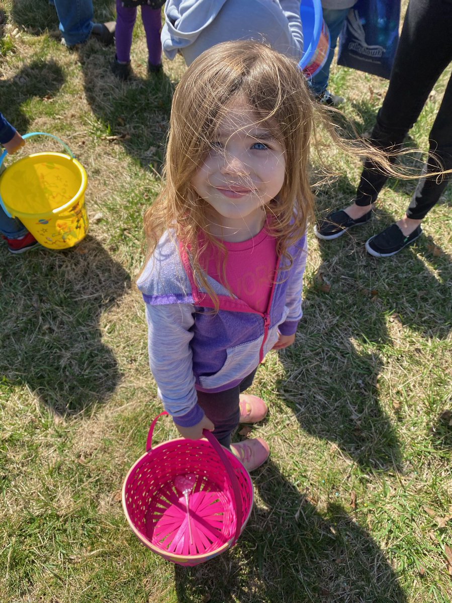 mriner87's tweet photo. The got their limit! Such a fun day hunting eggs with my wonderful kids and wife @britjriner03 https://t.co/35mlbJpS5p