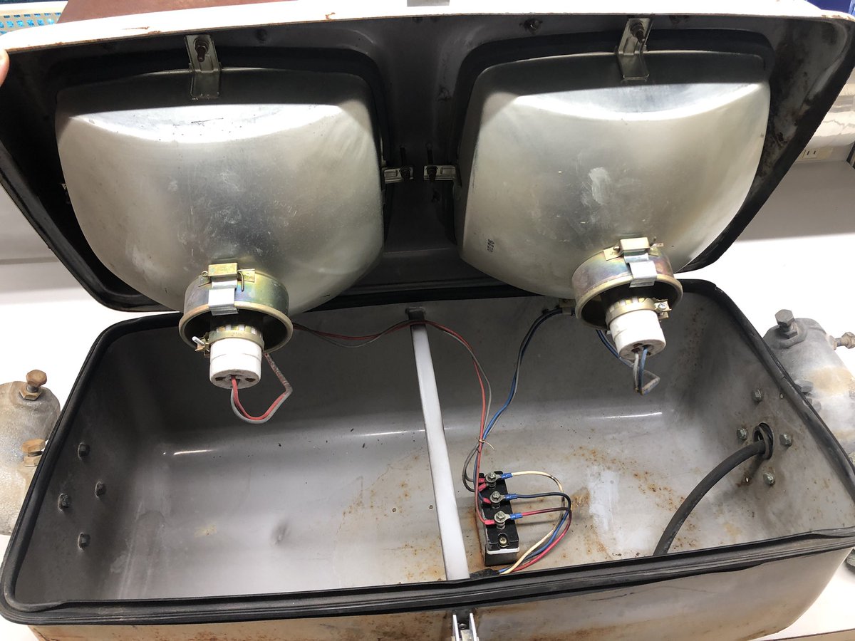 多くのご反響ありがとうございます！ 今回の信号機、昭和57年製と一般