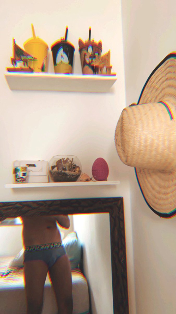 Kadarcio's tweet photo. Minha Prateleira Nova

#JuntosSomos     
 #LGBT #spzl #zl #gaysp #gay #LGBTQsegueLGBTQ #OrgulhoSempre     #saihetero  #gayzl  #Bbb21 #ImpeachmentBolsonaroUrgente #gaybrasil #lgbtqboys #hornet #bears #scruff  #glbtqia #PocAwards #conceitolgbtq #ConceitoLGBT https://t.co/8cZKUDaAvY