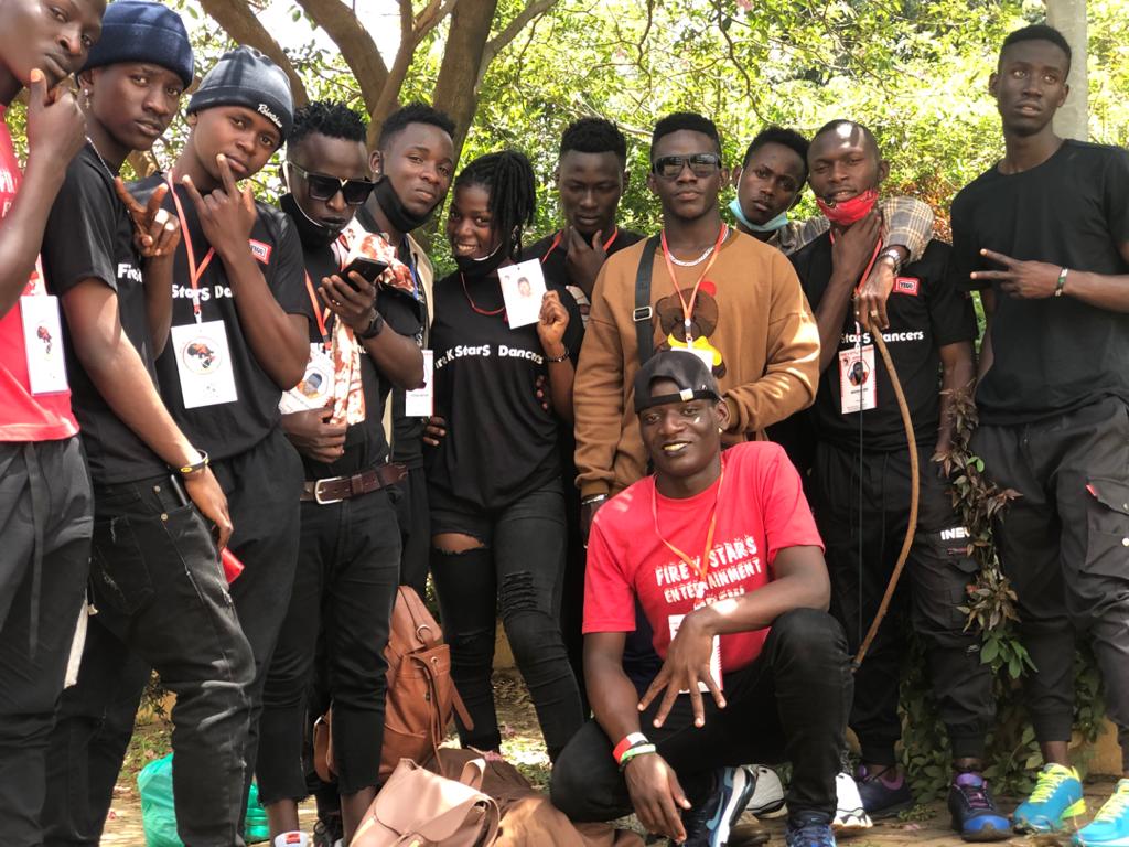 firekstars's tweet photo. #ZzinaAwards21 #galaxyfmug #BestFansTeam #inominate #TeamFirekstars @FireKStarsdanc1 @MrHenrie_ @GalaxyFMUg @PrimAsiimwe https://t.co/IK0VMrFLML