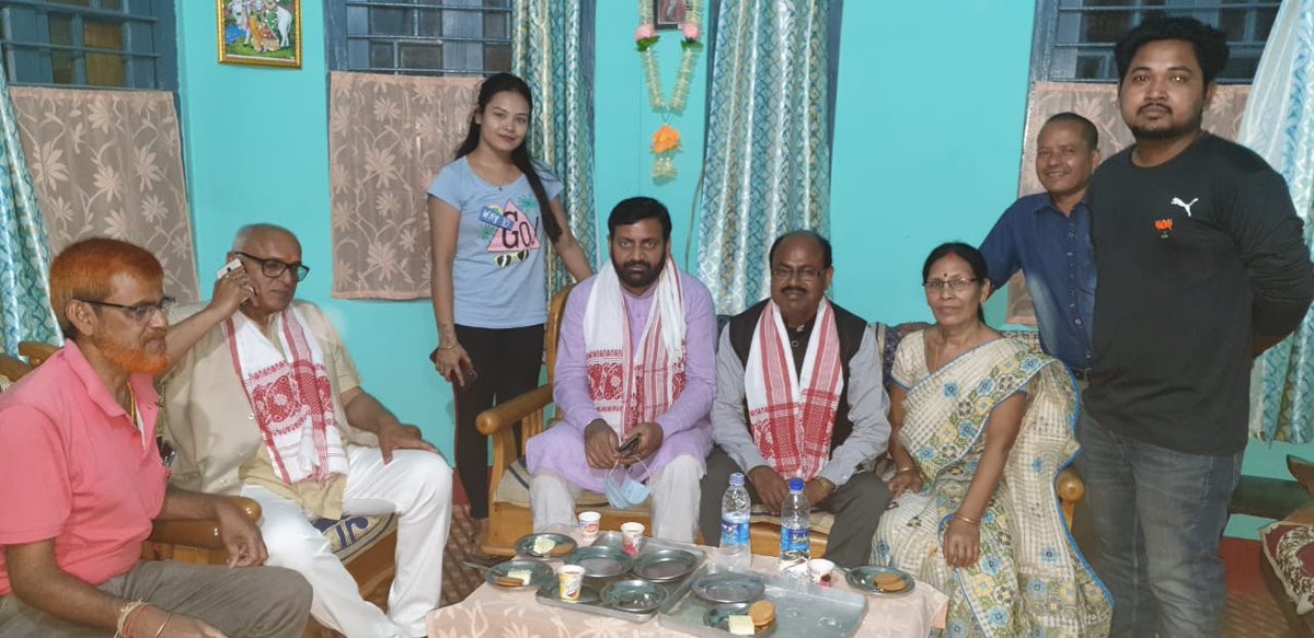 NayabSainiBJP's tweet photo. असम में #Mission100plus हेतु पटासारकुसी विधानसभा असम में भाजपा प्रत्याशी श्री रंजीत कुमार दास जी (प्रदेश अध्यक्ष भाजपा असम) के पक्ष में बंशीलाल गुर्जर जी प्रभारी बरपेटा, नागेंद्र चौधरी जी, राजेश मिश्रा जी, संजीव शर्मा जी व ऊषा रानी तालुकदार जी के साथ गहन जनसंपर्क किया। https://t.co/hgeQ2S3sN2