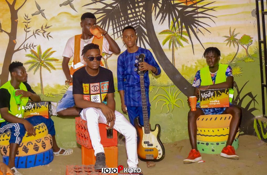 omahvibe's tweet photo. Another bomb /after cooking we go danse together 🇬🇭🇬🇭 🌏🌏 https://t.co/fqHglj56By