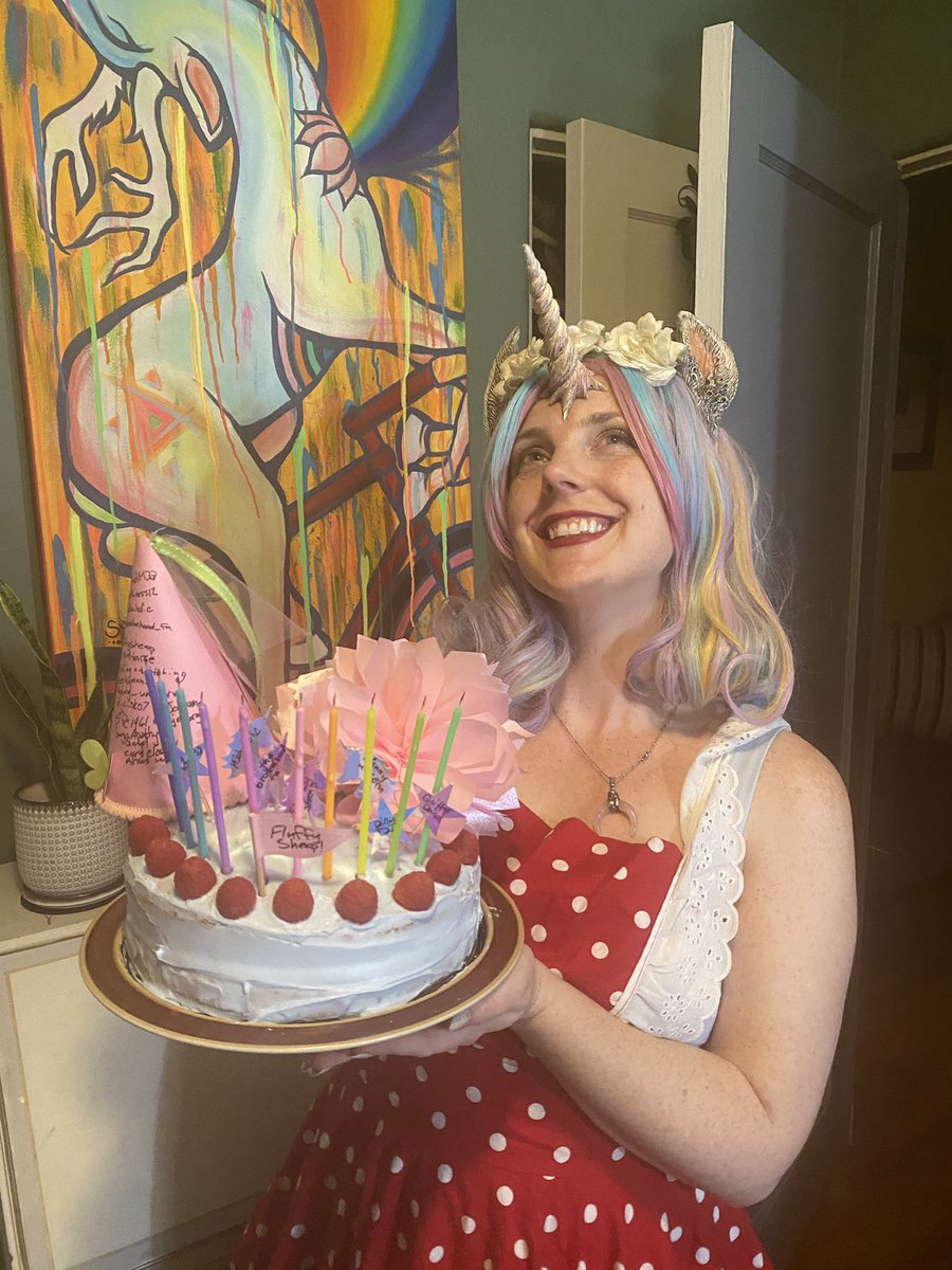 support_unicorn's tweet image. 736 years young today!
I made my own birthday cake!!