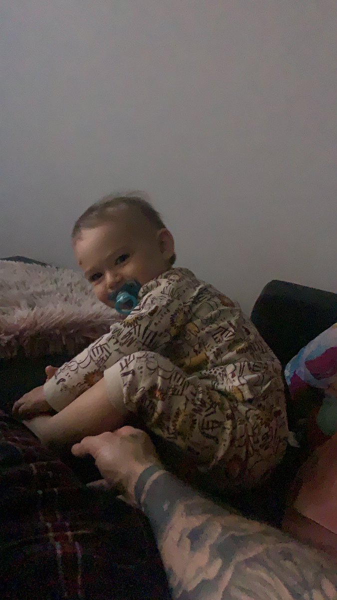 Gazseddon's tweet photo. When you think your kids have slept in til 6.30
Then you soon realise 
Nope it’s still the usual 5.30am 😢😢 

He is very cute tho https://t.co/p4W3WNhDZK