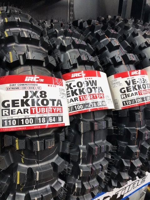 Ricokawoff's tweet photo. JX8入荷しています！柔らかさの中に腰を持たせた優れもの！ぜひ試してみては？！
＃JX8　＃オフロード　＃トライアル　＃エンデューロ　＃セロー　＃IRC　＃げこた　＃ガミー https://t.co/CcGLmWaOqD