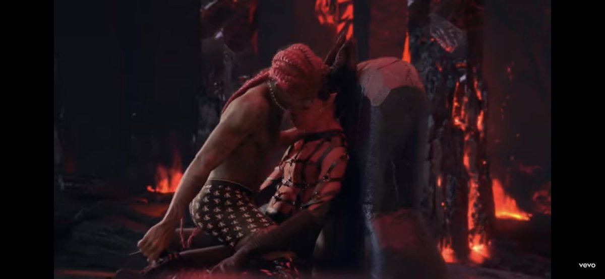 ⭐️TOM ON KIIS FM⭐️ tweet media