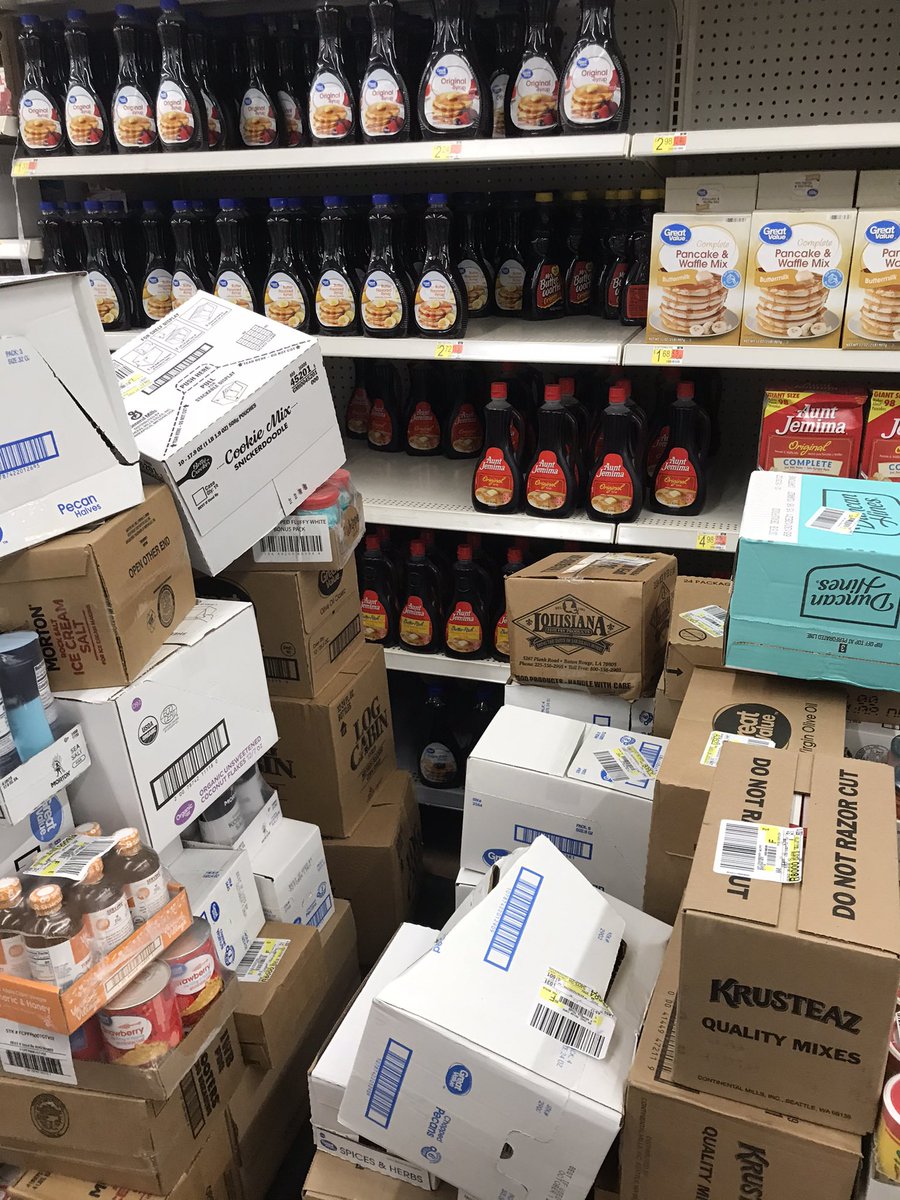 Scott67B's tweet photo. @walmarthelp why am I having to shop around this? I thought the reason you closed early was to stock at night. This is the baking aisle the week before Easter. https://t.co/BCBodrtanW