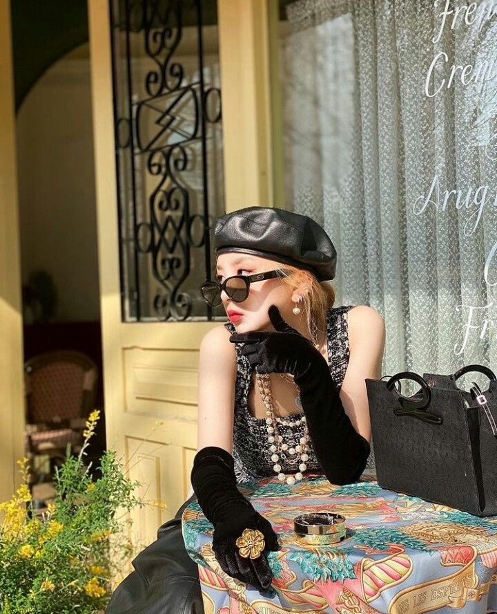 #JIWOO #전지우 #KARD
#카드 <a href="/KARD_Official/">KARD (카드)</a>