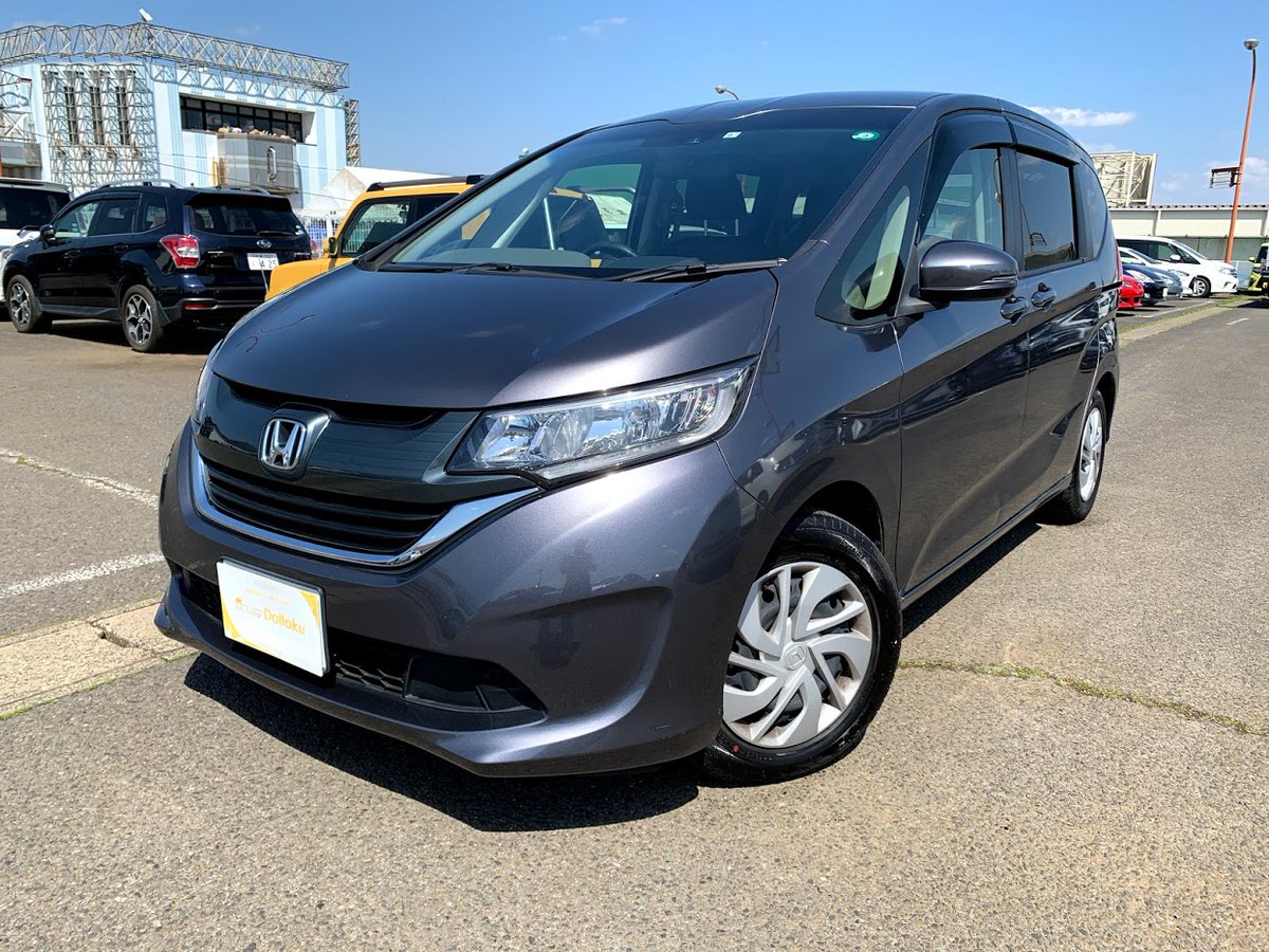 daitokucar1's tweet photo. ホンダフリード1.5Gホンダセンシング入荷しました💁‍♂️
小柄なサイズでありながらちょうどいいサイズのコンパクトミニバン🚗
平成29年2.1万キロで装備も9インチ純正ナビ、TV、後席モニター、両側パワースライドドア、バックカメラ、ETCと充実しています‼️
気になる車両本体価格は189.8万円です✨ https://t.co/iXv1GxGsl1