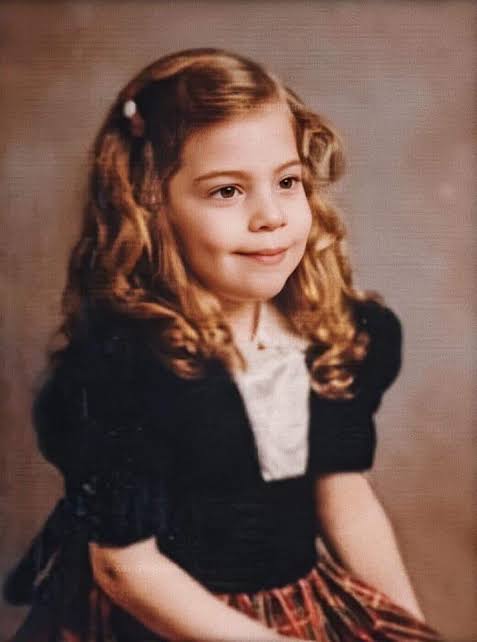 HAPPY BIRTHDAY TO THE ONE AND ONLY STEFANI JOANNE ANGELINA GERMANOTTA AKA LADY GAGA 