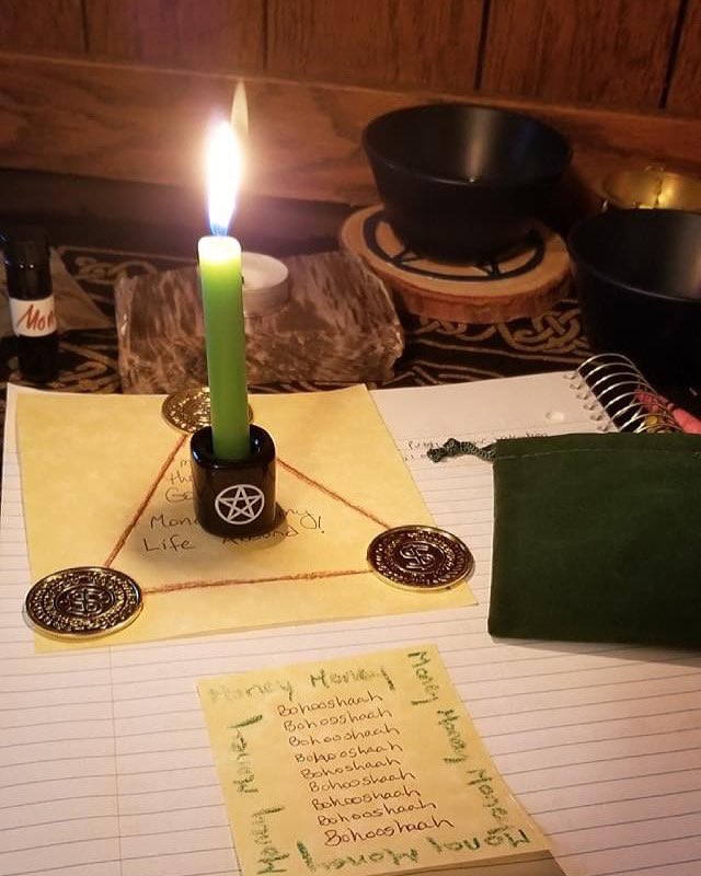 ICSWicca's tweet photo. Spell Bag event going on now! This gorgeous photo is courtesy of an attendant.  #Wicca #witchcraft #ICSEvents #InnerCircleSanctuary #spell #spellbag https://t.co/uKvGs4P4O0