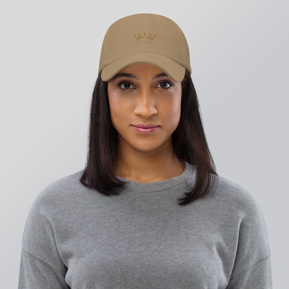 RoyalOneUK's tweet photo. The Gold Crown Logo hat isn't just for dads. Five colours are available 👑 https://t.co/9LG3KdmUUz