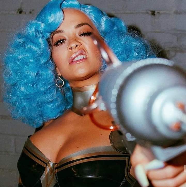 ElenaRitaxoxo's tweet photo. Happy 1 year of How To Be Lonely music video the era that kept us going through lockdown⚡ @RitaOra #RitaOra #HowToBeLonely https://t.co/vlS3o9Vv0U
