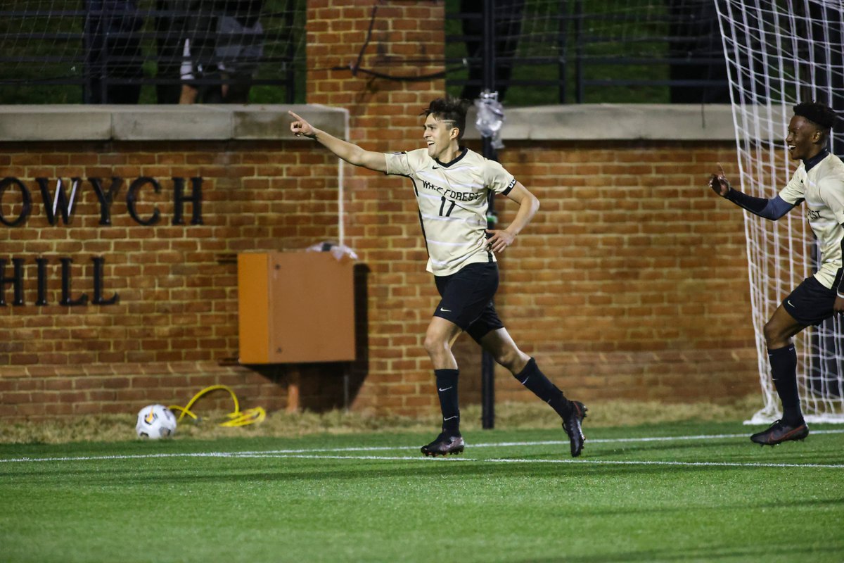 Another special night at Spry as Omar Hernandez nets the first brace of his career to propel us to a 2-1 victory over Louisville. 

Recap: deacs.info/2PBKBJS

#GoDeacs 🎩