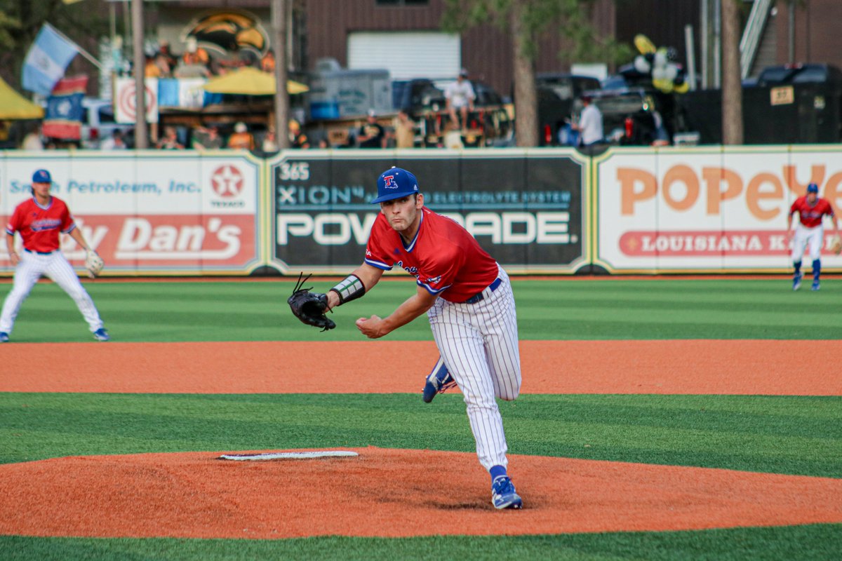 .<a href="/CadeGibson7/">Cade Gibson</a> as a starter this season...

2-0, 17.1 IP, 1 CG, 14 K, 2 BB 🔥

#JunkyardDogs 🦴