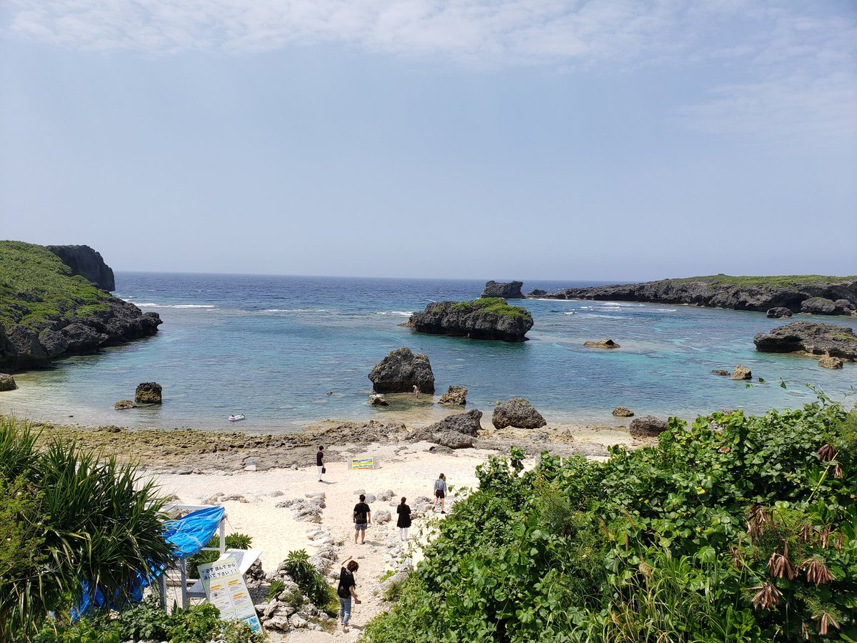 浜田 Hamada Takayuki Day1 12 15 中の島ビーチはシュノーケルスポット 宮古島には八重干瀬 やびじ という池間島の北 春の大潮時にサンゴ礁が海面に出る日本最大級のサンゴ礁群の絶景ポイントありますが アクセスはシュノーケル ダイビングショップ