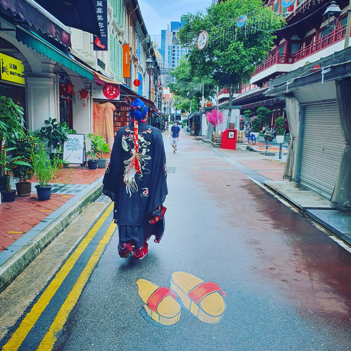 First time actually at #Chinatown in #Hanfu

#Hanfu #汉服 #汉服文化 #Red #ChinatownSingapore #SgHeritage #SgCulture #SgHistory #SgUnited🇸🇬 #Sgboys #China🇨🇳 #Singapore🇸🇬 #Tradition #Ethnicwear #EthnicHan #HanClothing #HanChinese