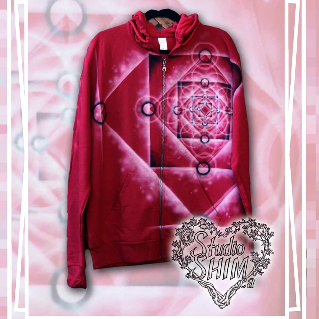 StudioShim's tweet photo. Get your hoodie on ❤

 #madeincanadamatters #locallymade #organiccotton #bamboo #StudioSHIM #fashion #oneoff #oneofakind #dmtopurchase #ldnont #supportsmall #ldnont #smallbusinesssaturday #unisex #hoodie #zipup #Airbrushed @iwata_airbrush https://t.co/s1rCt7kzzd