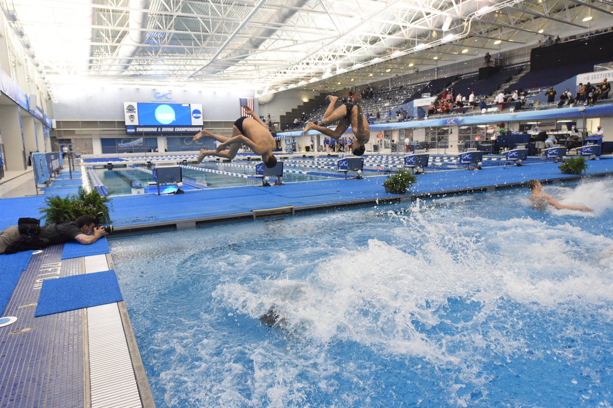 NCAAChamps's tweet photo. Congratulations to @TexasMSD on winning the 2021 DI Men's #NCAASwimDive National Championship! 🏆 https://t.co/onOiYptJXZ
