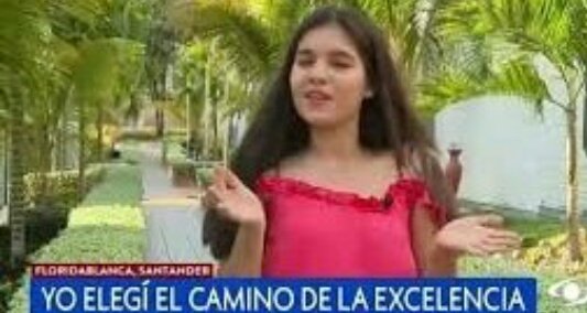 THEGoEunOT4's tweet photo. Marilyn y Gaona 
Me matan dios me subierón el animo vamos carajo!!!!!!
Ser fan de Gaona y Marilyn
Yo:

#YoSoyGrandesFamosos https://t.co/89H7PBMgKU