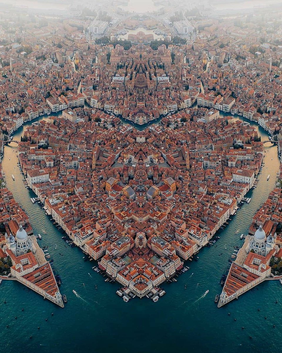WandererOfWorld's tweet photo. Venice, Italian Venezia
📷 By @lennart
#wow #venice #italy #wandererofworld #travel #traveltheworld #travelblogger #travelholic #travelaroundtheworld #destination #beautifuldestination #traveldiaries #travelworld #instatravel #travelphotography #travelgram #tourism #traveller https://t.co/lXGEEDOPdp